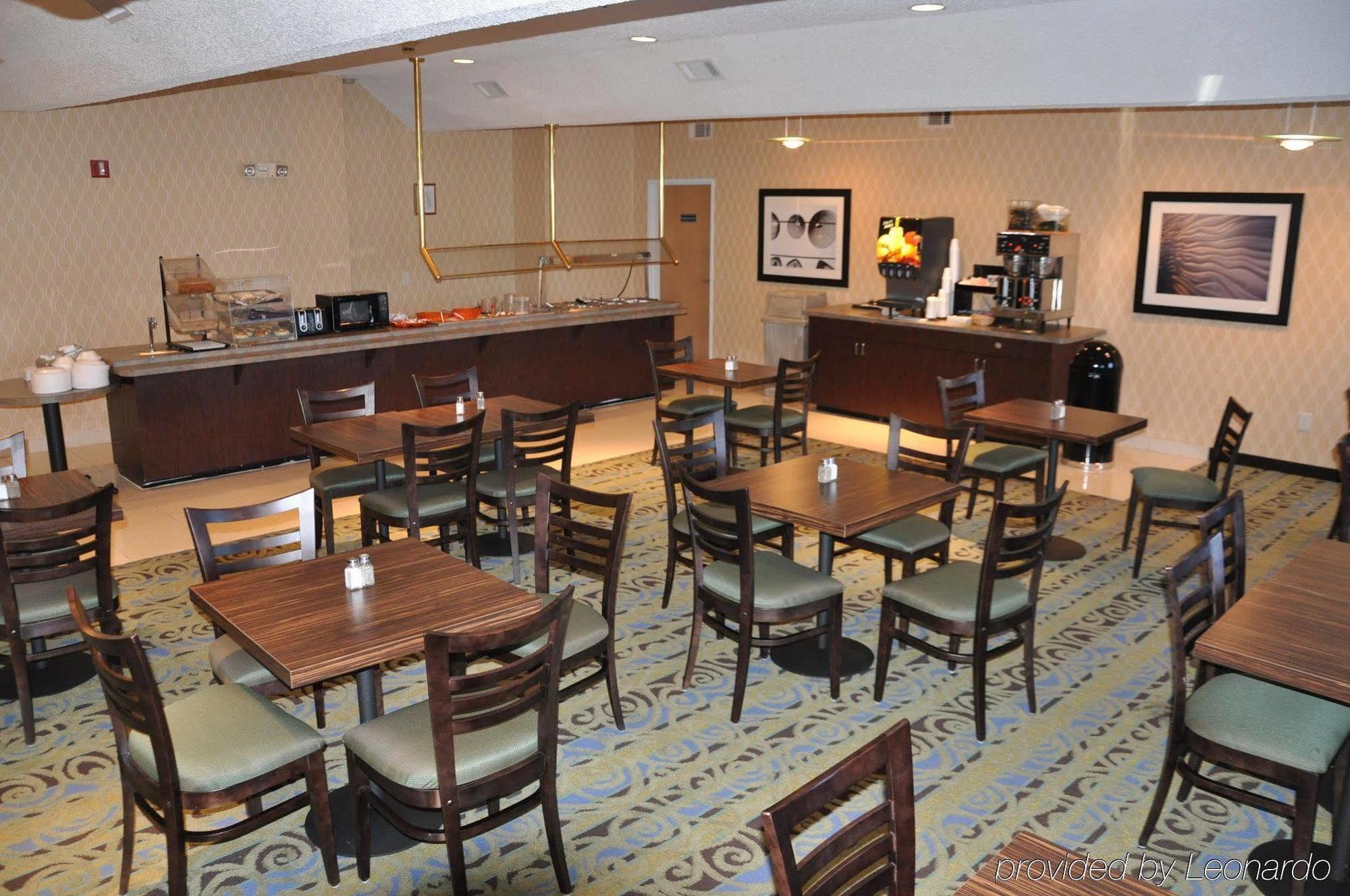 Comfort Inn & Suites Crystal Inn Sportsplex Gulfport Restaurang bild